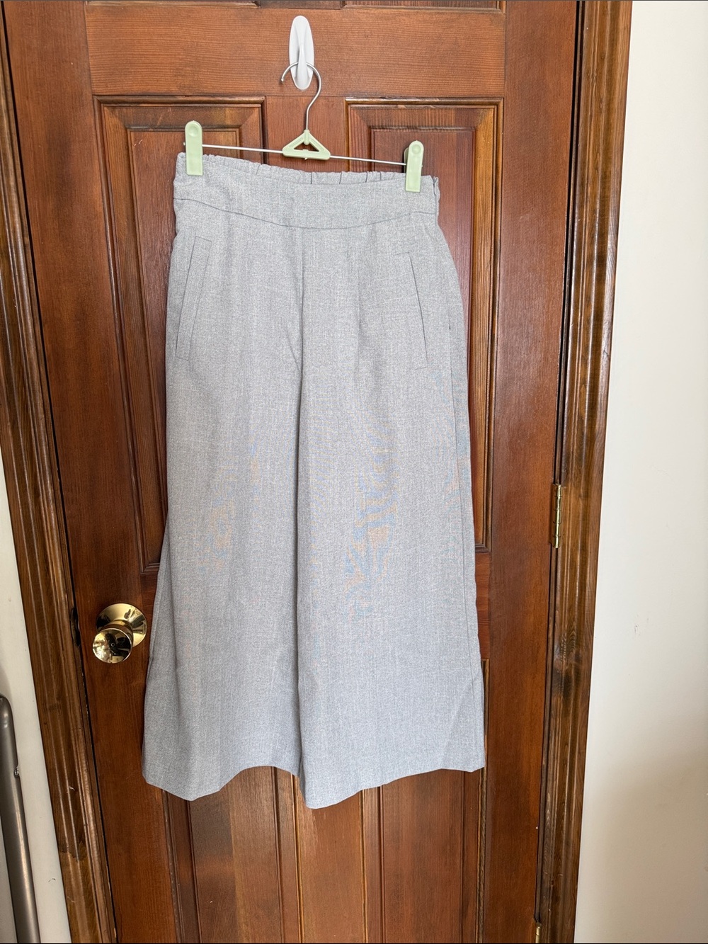 Hobbs London | Wide Leg Culotte Pants in Light Gray Size 4